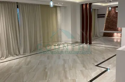 دوبلكس - 3 غرف نوم - 2 حمامات للايجار في ايستاون - كمبوندات التجمع الخامس - التجمع الخامس - مدينة القاهرة الجديدة - القاهرة