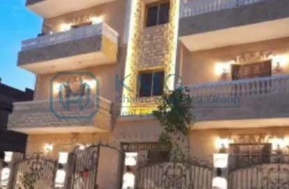 Apartment - 3 Bedrooms - 2 Bathrooms for sale in Area D - Ganoob El Acadimia - New Cairo City - Cairo