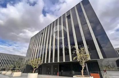 Office Space - Studio - 7+ for sale in Eastown - 5th Settlement Compounds - The 5th Settlement - New Cairo City - Cairo Office Space - Studio - 7+ for sale in Eastown - 5th Settlement Compounds - The 5th Settlement - New Cairo City - Cairo