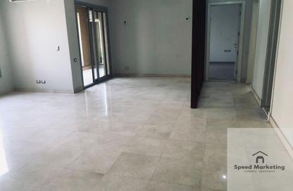 Apartment - 2 Bedrooms - 2 Bathrooms for sale in Palm Hills Village Gate - South Investors Area - New Cairo City - Cairo