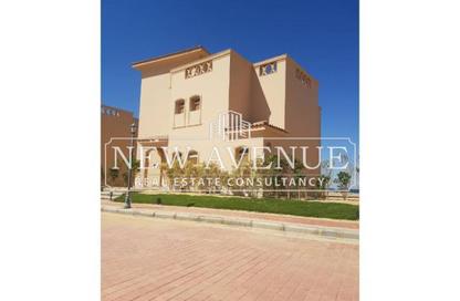 Villa - 5 Bedrooms - 3 Bathrooms for sale in La Vista Gardens - La Vista - Al Ain Al Sokhna - Suez