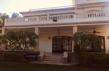 Villa - 6 Bedrooms - 4 Bathrooms for sale in Zayed 2000 - 4th District - Sheikh Zayed City - Giza