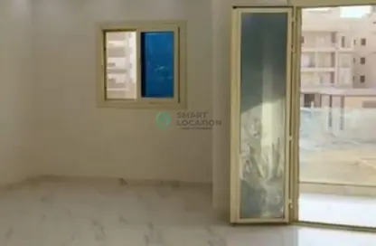 Apartment - 3 Bedrooms - 2 Bathrooms for sale in South Lotus - El Lotus - New Cairo City - Cairo