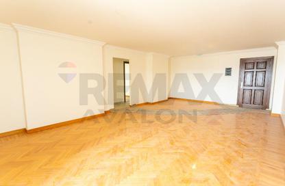 Apartment - 3 Bedrooms - 2 Bathrooms for sale in 14th of May Bridge - Smouha - Hay Sharq - Alexandria