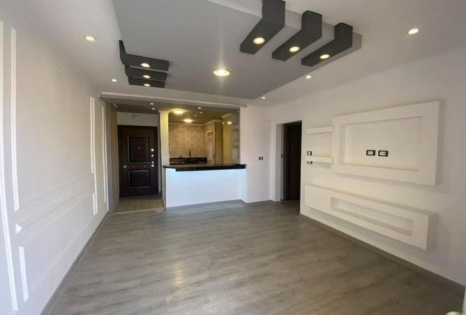 8701745 - Property Main Image