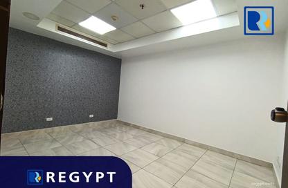 Clinic - Studio - 3 for rent in Cornish El Nile St. - Maadi - Hay El Maadi - Cairo