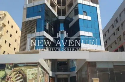 Retail - Studio - 1 Bathroom for sale in North Teseen St. - The 5th Settlement - New Cairo City - Cairo