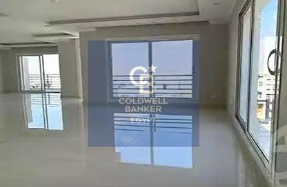 Apartment - 3 Bedrooms - 3 Bathrooms for sale in Swan Lake Residence - 5th Settlement Compounds - The 5th Settlement - New Cairo City - Cairo