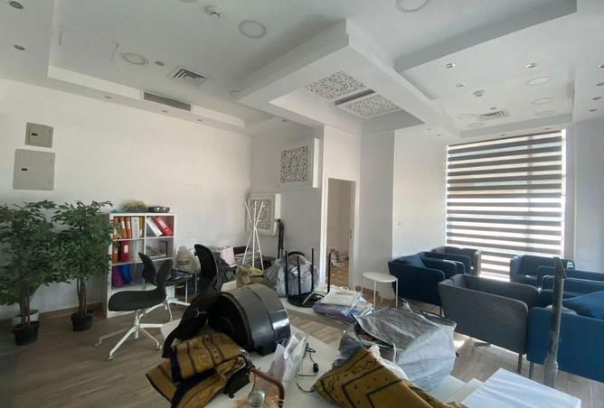 74304055 - صورة العقار 2