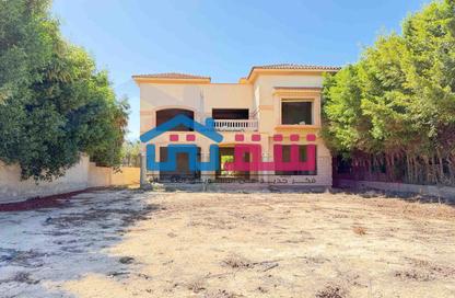 Villa - 3 - 4 for sale in Alex West - Alexandria Compounds - Alexandria Villa - 3 - 4 for sale in Alex West - Alexandria Compounds - Alexandria