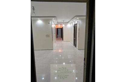 Apartment - 3 Bedrooms - 3 Bathrooms for rent in Cairo University Compound - Sheikh Zayed Compounds - Sheikh Zayed City - Giza