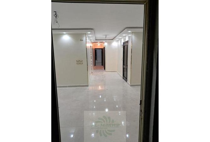 74027664 - Property Image 3
