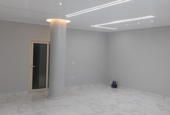 53226768 - Property Main Image