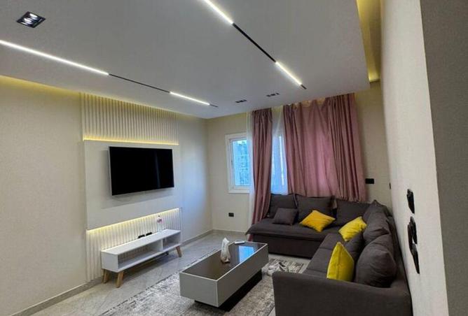 2OiVfRYY8cy - Property Main Image