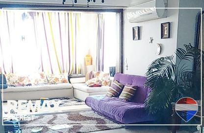 Apartment - 2 Bedrooms - 1 Bathroom for sale in Hadayek Al Mohandessin - 4th District - Sheikh Zayed City - Giza Apartment - 2 Bedrooms - 1 Bathroom for sale in Hadayek Al Mohandessin - 4th District - Sheikh Zayed City - Giza