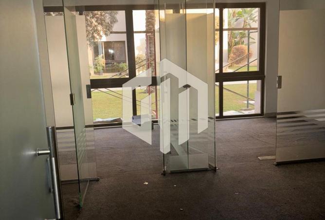 70100930 - Property Main Image