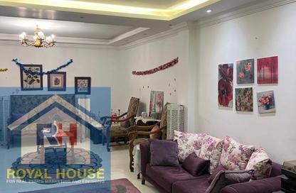 Apartment - 3 Bedrooms - 2 Bathrooms for sale in Triumph Square - El Nozha - Cairo Apartment - 3 Bedrooms - 2 Bathrooms for sale in Triumph Square - El Nozha - Cairo