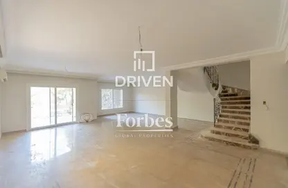 فيلا - 7 غرف نوم - 7 حمامات للبيع في الكرما 2 - الحي الخامس - الشيخ زايد - الجيزة