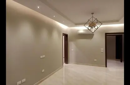 Apartment - 3 Bedrooms - 3 Bathrooms for rent in Beverly Hills - Sheikh Zayed Compounds - Sheikh Zayed City - Giza