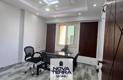 مساحات مكتبية - 2 غرف نوم - 1 حمام للايجار في طريق بيفرلي هيلز - الحي السابع عشر - الشيخ زايد - الجيزة