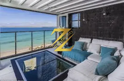 Villa - 4 Bedrooms - 5 Bathrooms for sale in Beit Al Bahr - Sidi Heneish - North Coast