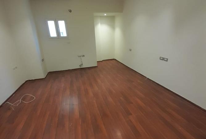 8452485 - Property Image 2