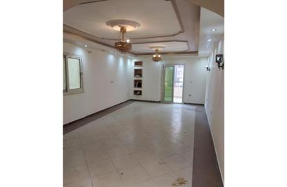 Apartment - 3 Bedrooms - 2 Bathrooms for rent in Africa   Emtedad Moustafa Al Nahas - 10th Zone - Nasr City - Cairo