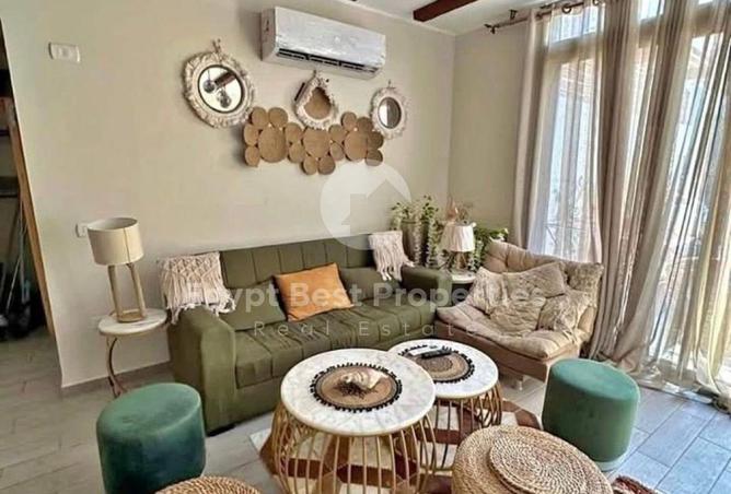 67998287 - Property Image 2