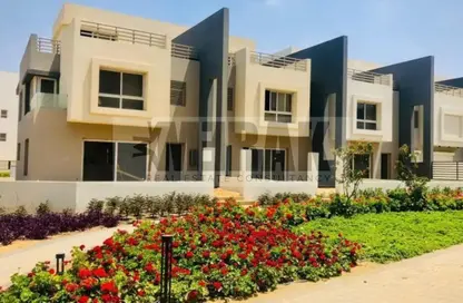 Townhouse - 3 Bedrooms - 3 Bathrooms for sale in Hyde Park - New Cairo City - Cairo