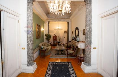 Apartment - 6 Bedrooms - 6 Bathrooms for sale in Roushdy - Hay Sharq - Alexandria
