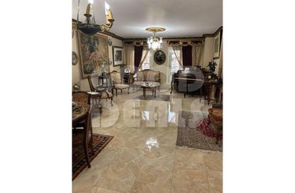 Apartment - 3 Bedrooms - 2 Bathrooms for sale in Abd Al Aziz Fahmy St. - Heliopolis Square - El Nozha - Cairo
