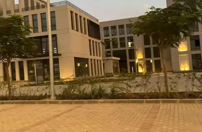 بناية كاملة - استوديو - 2 حمامات للايجار في ديستريكت 5 - كمبوندات التجمع الخامس - التجمع الخامس - مدينة القاهرة الجديدة - القاهرة