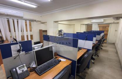 Apartment - 7+ Bedrooms - 4 Bathrooms for rent in 10th Sector - Zahraa El Maadi - Hay El Maadi - Cairo