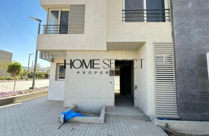 Villa - 4 Bedrooms - 4 Bathrooms for sale in The Crown - Cairo Alexandria Desert Road - 6 October City - Giza