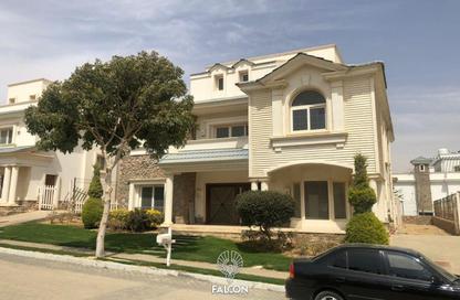 Villa - 5 Bedrooms - 5 Bathrooms for sale in Mountain View iCity - 5th Settlement Compounds - The 5th Settlement - New Cairo City - Cairo