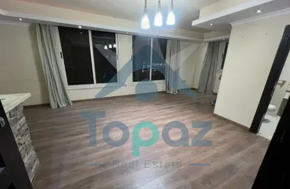 شقة - 1 حمام للبيع في 6 ويست - بيفرلي هيلز - كمبوندات الشيخ زايد - الشيخ زايد - الجيزة