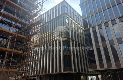 مساحات مكتبية - استوديو - 5 حمامات للبيع في وان نانيتي - شارع التسعين الجنوبي - التجمع الخامس - مدينة القاهرة الجديدة - القاهرة