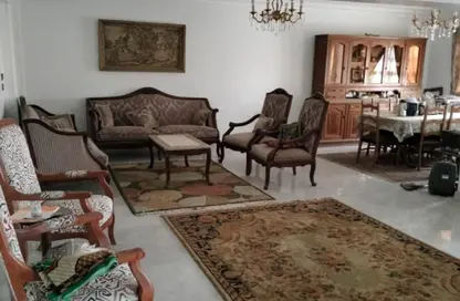 شقة - 3 غرف نوم - 2 حمامات للبيع في شارع ابن قتيبه - الحديقة الدولية - الحي السابع - مدينة نصر - القاهرة