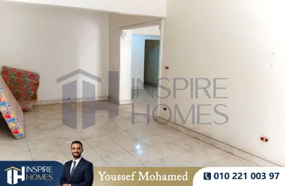 Apartment - 3 Bedrooms - 2 Bathrooms for rent in Mahmoud Al Essawy St. - Sidi Beshr - Hay Awal El Montazah - Alexandria