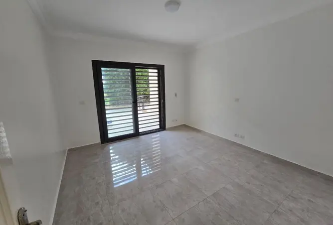 112709405 - Property Image 3
