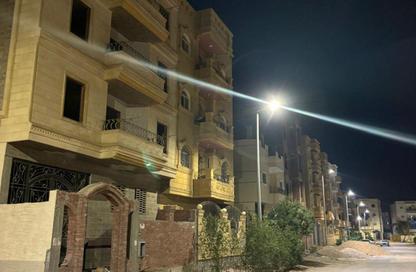 فيلا - 3 غرف نوم - 2 حمامات للبيع في طريق بلبيس العاشر من رمضان - زيزينيا العاشر من رمضان - مدينة العاشر من رمضان - الشرقية