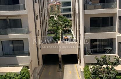 Apartment - 2 Bedrooms - 2 Bathrooms for sale in Lake View Residence - 5th Settlement Compounds - The 5th Settlement - New Cairo City - Cairo