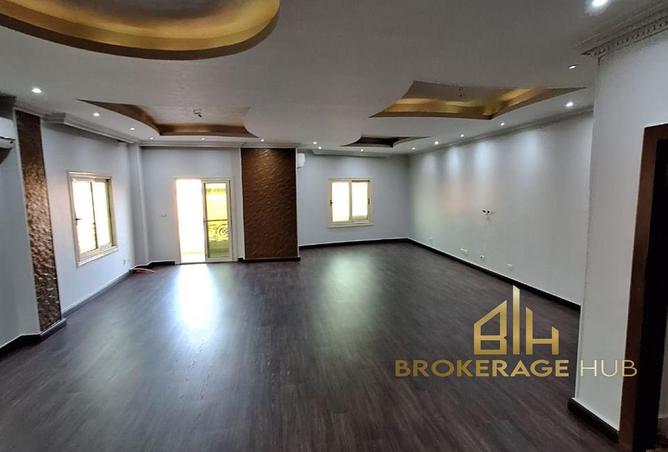 8567810 - Property Main Image