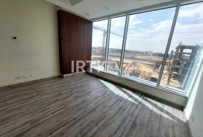 104877955 - Property Image 3