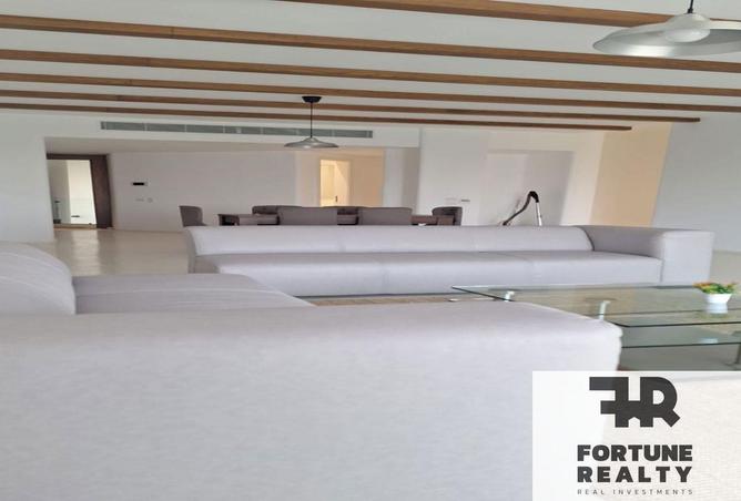 8570502 - Property Image 3