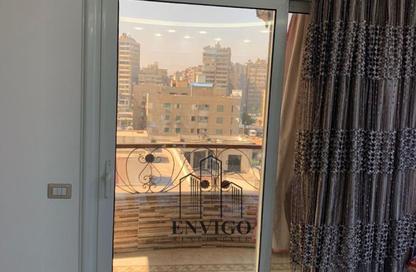 Apartment - 3 Bedrooms - 1 Bathroom for sale in Abd Al Aziz Essa St. - 10th Zone - Nasr City - Cairo