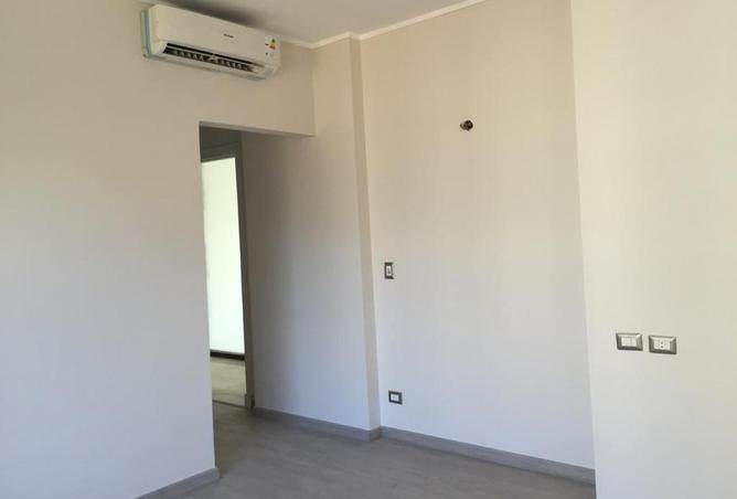 8699681 - Property Image 3