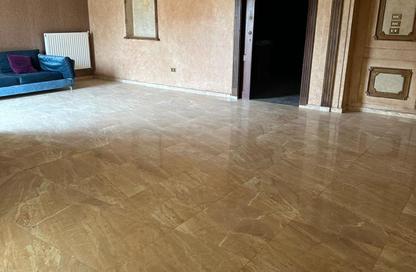 Apartment - 3 Bedrooms - 2 Bathrooms for sale in Omar Makram St. - Al Narges 6 - Al Narges - New Cairo City - Cairo