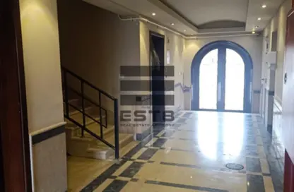 Apartment - 3 Bedrooms - 3 Bathrooms for sale in Hyde Park - New Cairo City - Cairo