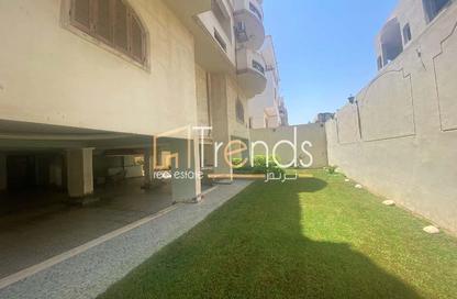 Villa - 7+ Bedrooms - 7+ Bathrooms for sale in Street 28 - District 4 - The 5th Settlement - New Cairo City - Cairo